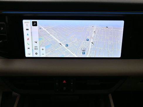 Certified 2025 Porsche Macan Electric image 20