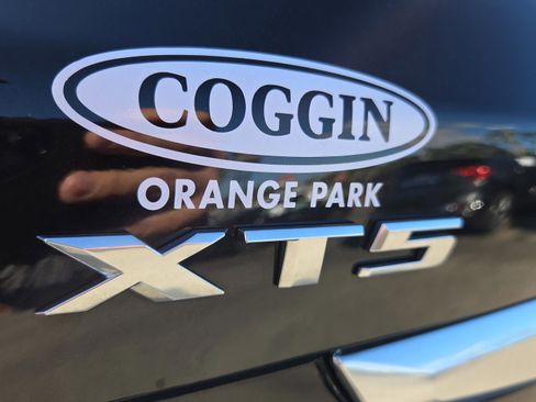 Used 2025 Cadillac XT5 Premium Luxury image 28