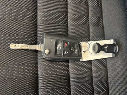 Used 2022 Volkswagen Jetta Sport image 28