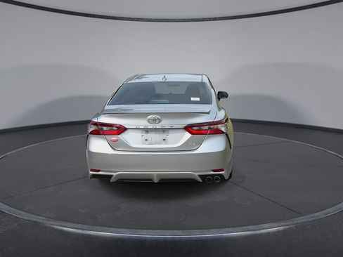 Used 2023 Toyota Camry SE w/ Convenience Package FWD image 7