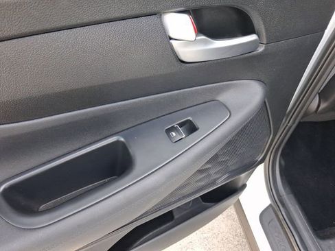 Used 2022 Hyundai Santa Fe SEL image 10