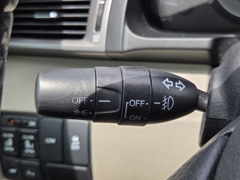 Used 2016 Honda Odyssey Touring Elite image 23