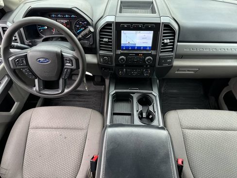 Certified 2022 Ford F250 XLT w/ XLT Premium Package AWD/4WD image 12