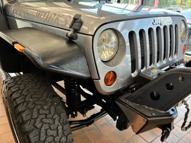Used 2013 Jeep Wrangler Unlimited Sahara w/ Connectivity Group AWD/4WD image 2