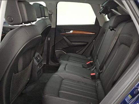 Used 2023 Audi Q5 2.0T Premium w/ Convenience Package AWD/4WD image 5