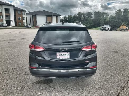 Used 2022 Chevrolet Equinox RS w/ LPO, Floor Liner Package AWD/4WD image 15