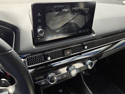 Used 2023 Honda Civic Touring image 22