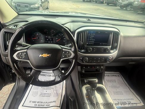 Used 2021 Chevrolet Colorado LT w/ Fleet Safety Package image 15