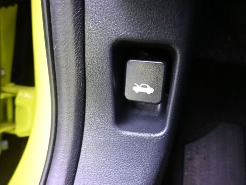 Used 2019 Honda Civic EX image 30