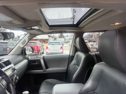 Used 2010 Toyota 4Runner Limited image 14