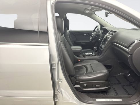 Used 2017 GMC Acadia Limited SLT image 18