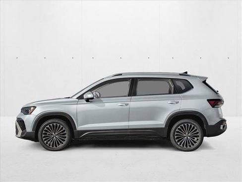 New 2026 Volkswagen Taos SE FWD image 3