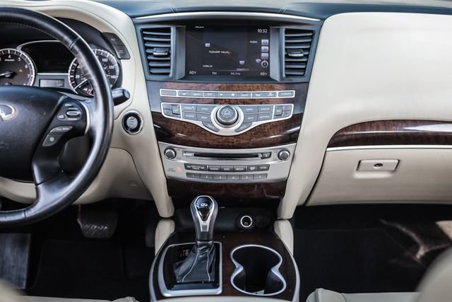 Used 2017 INFINITI QX60 Luxe w/ Deluxe Technology Package AWD/4WD image 26