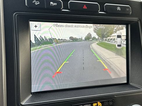 Used 2018 Ford Expedition XLT w/ Equipment Group 202A image 18