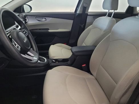Used 2023 Kia Forte LXS w/ LXS Technology Package FWD image 17