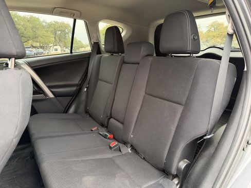 Used 2018 Toyota RAV4 XLE image 13