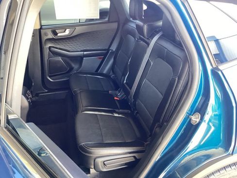 Used 2020 Ford Escape Titanium AWD/4WD image 43