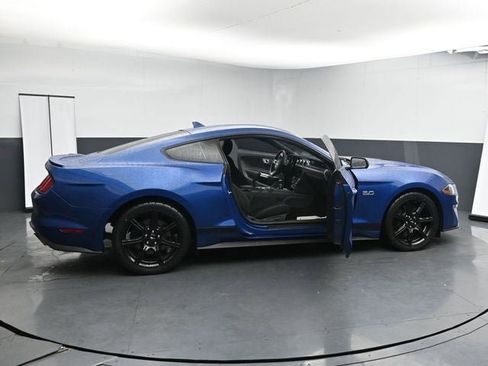 Used 2022 Ford Mustang GT image 39