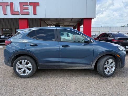 Used 2025 Buick Encore GX Preferred w/ Advanced Technology Package FWD image 3