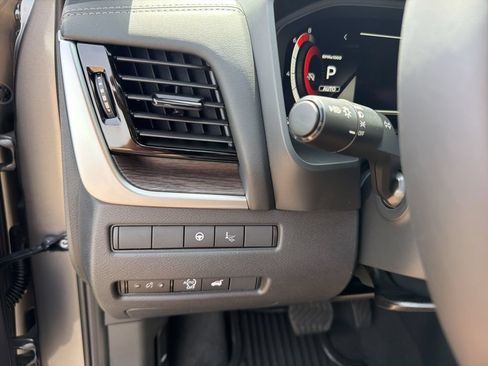 New 2026 Nissan Rogue Platinum w/ Platinum Premium Package AWD/4WD image 28