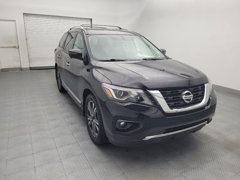 Used 2019 Nissan Pathfinder Platinum w/ Cargo Package FWD image 13