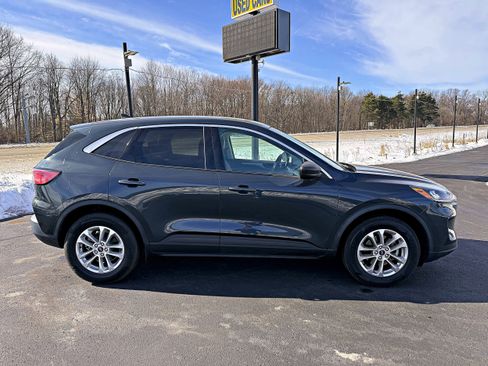 Used 2022 Ford Escape SE w/ Convenience Package image 10