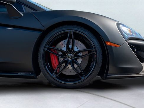 Used 2017 McLaren 570S image 19