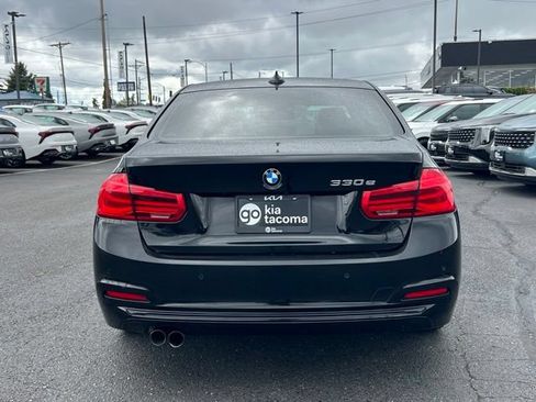 Used 2017 BMW 330e RWD image 6