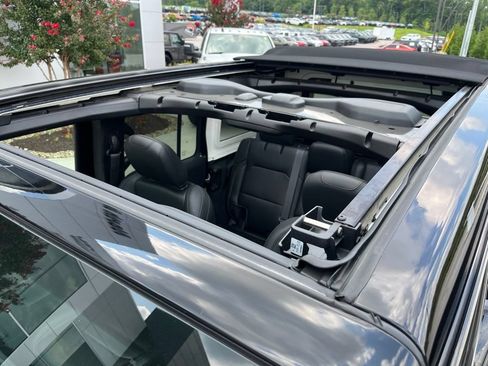 Used 2024 Jeep Wrangler Unlimited Rubicon 392 AWD/4WD image 14