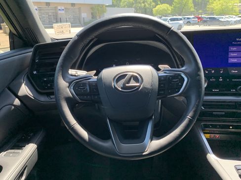 Used 2025 Lexus TX 350 AWD w/ Technology Package image 18