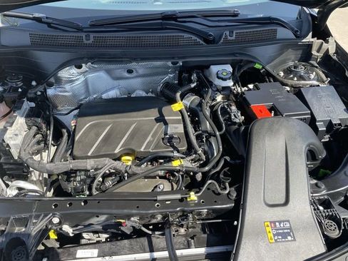 Certified 2024 Buick Envista Preferred image 28