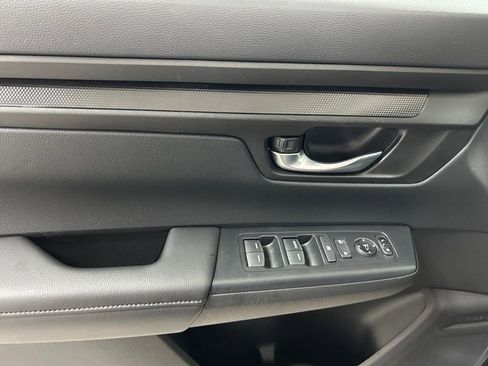 Certified 2025 Honda CR-V LX image 17