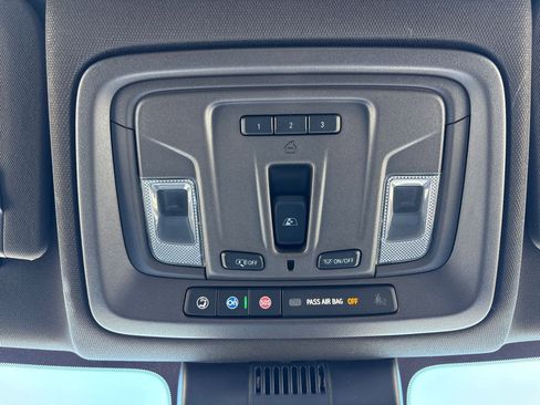 Used 2023 GMC Sierra 1500 SLT w/ SLT Premium Plus Package image 4