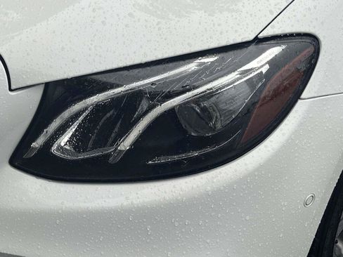 Certified 2018 Mercedes-Benz E 300 4MATIC image 13