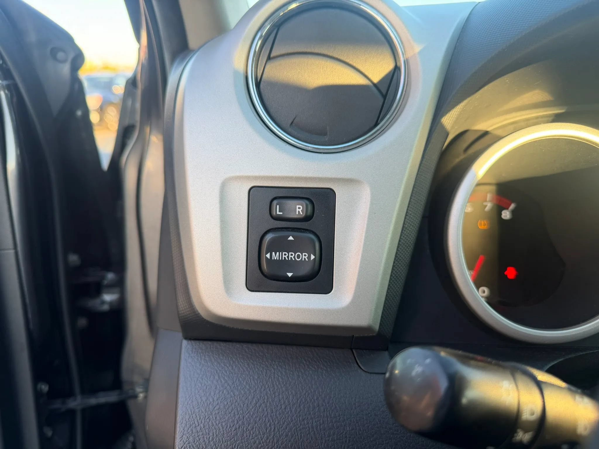 Used 2009 Toyota Matrix S w/ All Weather Guard Pkg FWD image 22