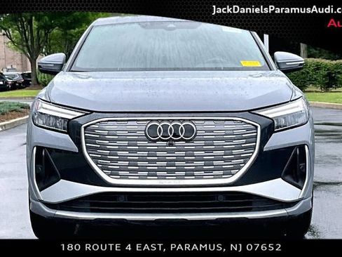 Used 2023 Audi Q4 e-tron Premium Plus w/ Premium Plus AWD/4WD image 3