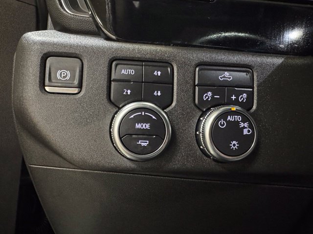 Used 2024 GMC Sierra 1500 SLE w/ X31 Off-Road Package AWD/4WD image 20