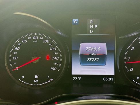 Used 2019 Mercedes-Benz GLC 300 4MATIC Coupe image 13