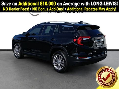 Used 2024 GMC Terrain SLT image 4