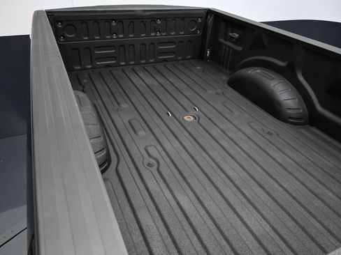 Used 2017 Ford F350 XLT w/ XLT Premium Package image 41