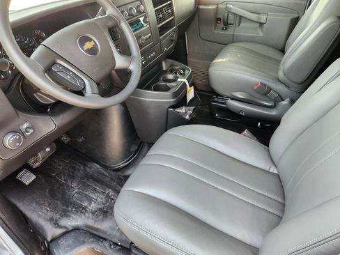 New 2025 Chevrolet Express 2500 w/ Driver Convenience Package image 4