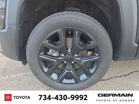 Used 2016 Jeep Renegade Latitude image 12