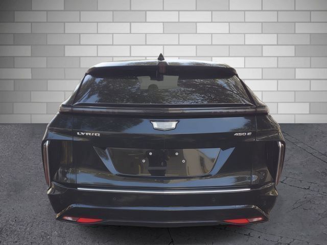 Certified 2024 Cadillac Lyriq Luxury RWD image 5