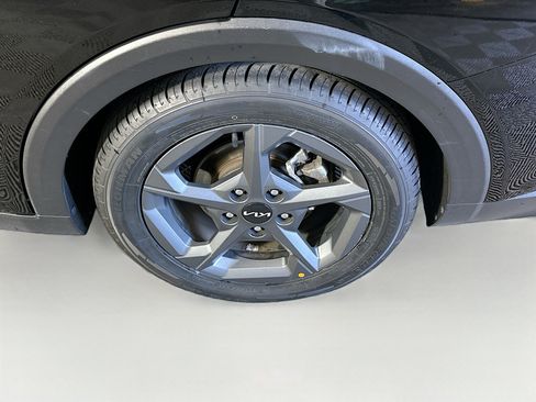 Used 2025 Kia K4 FWD image 11