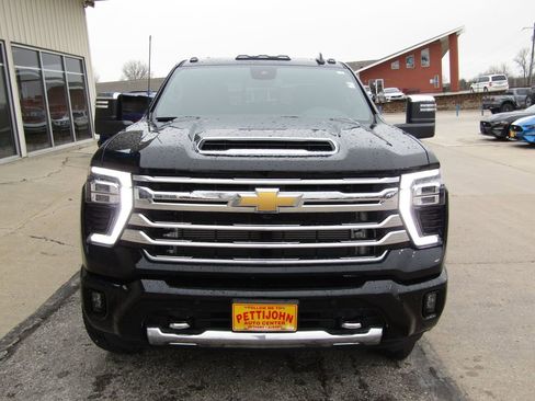 Used 2026 Chevrolet Silverado 3500 High Country image 13