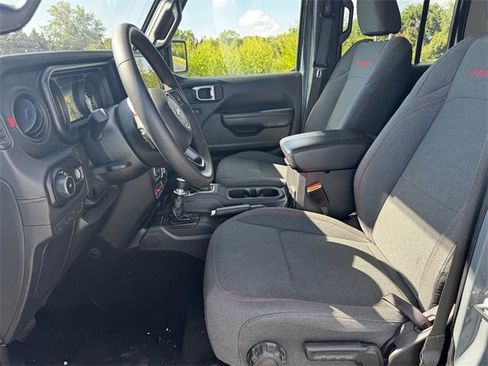 Certified 2024 Jeep Wrangler Unlimited Rubicon image 21