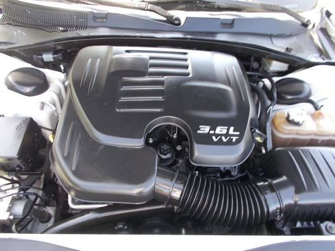 Used 2019 Dodge Charger GT w/ Performance Handling Group image 18