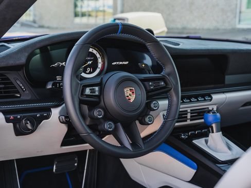 Used 2025 Porsche 911 GT3 RS RWD image 38