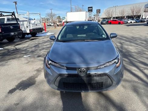 Used 2021 Toyota Corolla LE image 9