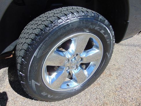 Used 2018 RAM 1500 Big Horn AWD/4WD image 24